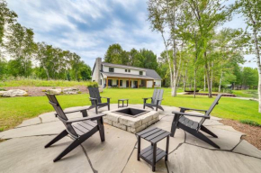 Cottage on Crooked River with Dock and Slip!